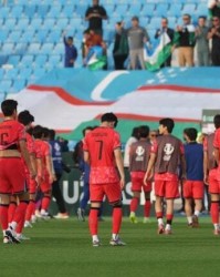 九游娱乐登录入口-连负日本越南！韩媒集体开炮：历史性耻辱，暴露韩国足球真面目